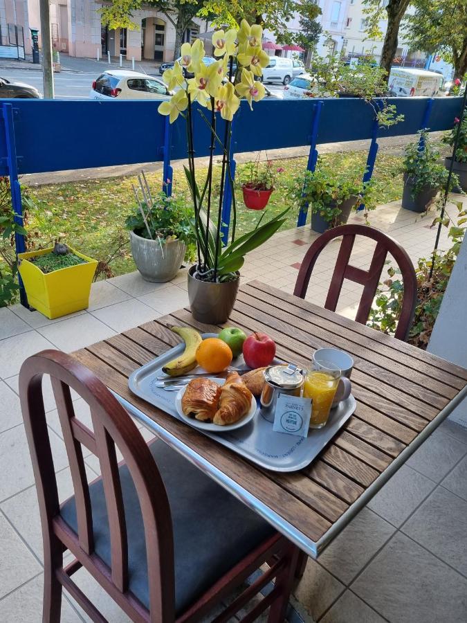 Hotel Les Gens De Mer La Rochelle Ла-Рошель Екстер'єр фото